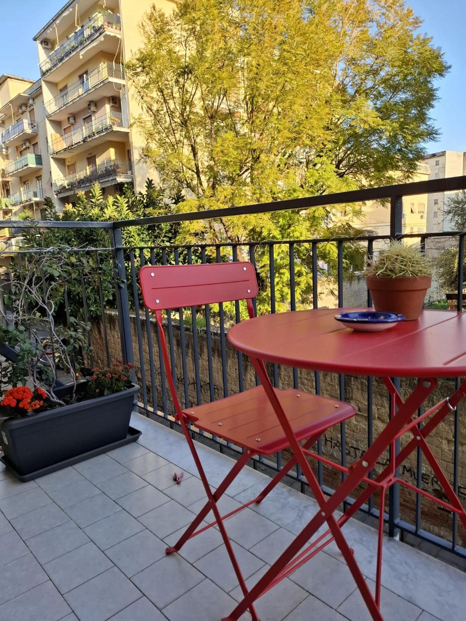 Don Carlo City Center Apt Napoli Esterno foto